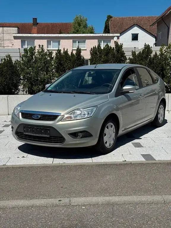 Usata Ford Focus Style 101 CV (74 kW) 2009 Beige Berlina