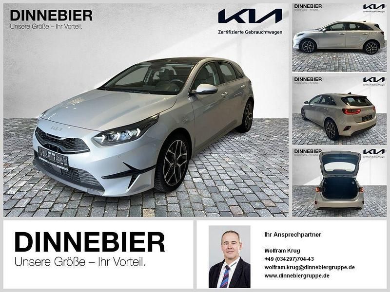 Sparklingsilber metallic Gebraucht 2023 Kia Ceed Spirit Limousine | 24.290 € (Fairer Preis) - Bild 1/3