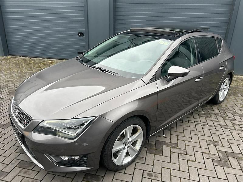 Gebraucht Seat Leon FR 179 PS (131 kW) 2014 Grau Kleinwagen