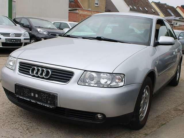 Gebraucht Audi A3 Ambiente 102 PS (75 kW) 2002 Kleinwagen