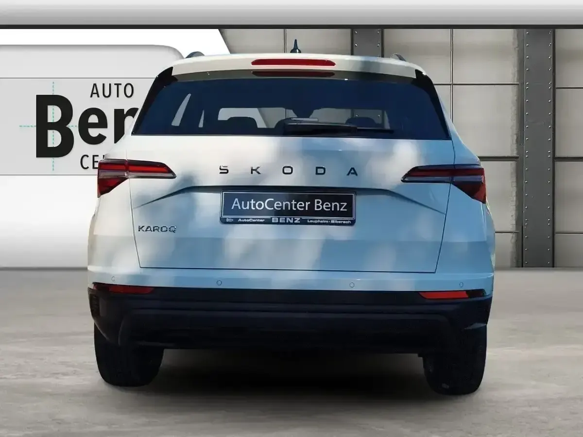 Neu Skoda Karoq Selection 116 PS (85 kW) 2026 Weiß SUV