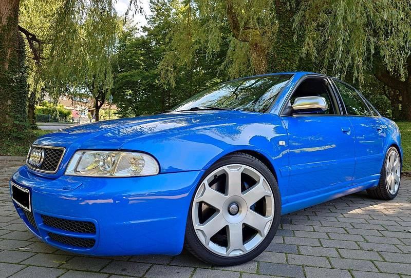 Blau Gebraucht 1999 Audi RS4 Performance Limousine | 29.980 € (Teuer) - Bild 1/4