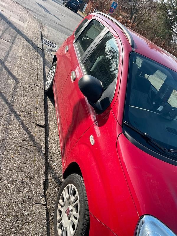 Gebraucht Fiat Panda 69 PS (50 kW) 2014 Rot Kleinwagen