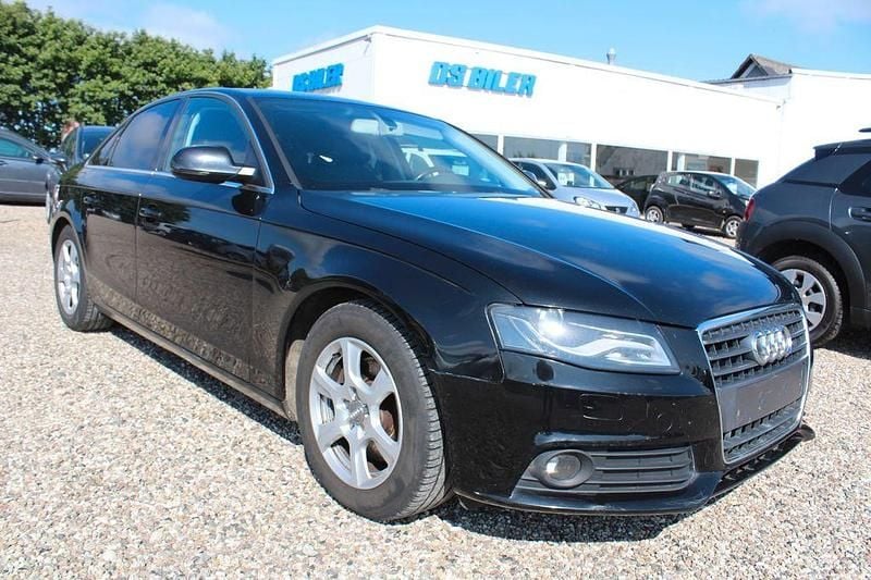Schwarz Gebraucht 2010 Audi A4 Attraction Limousine | 4.800 € (Superpreis) - Bild 1/4