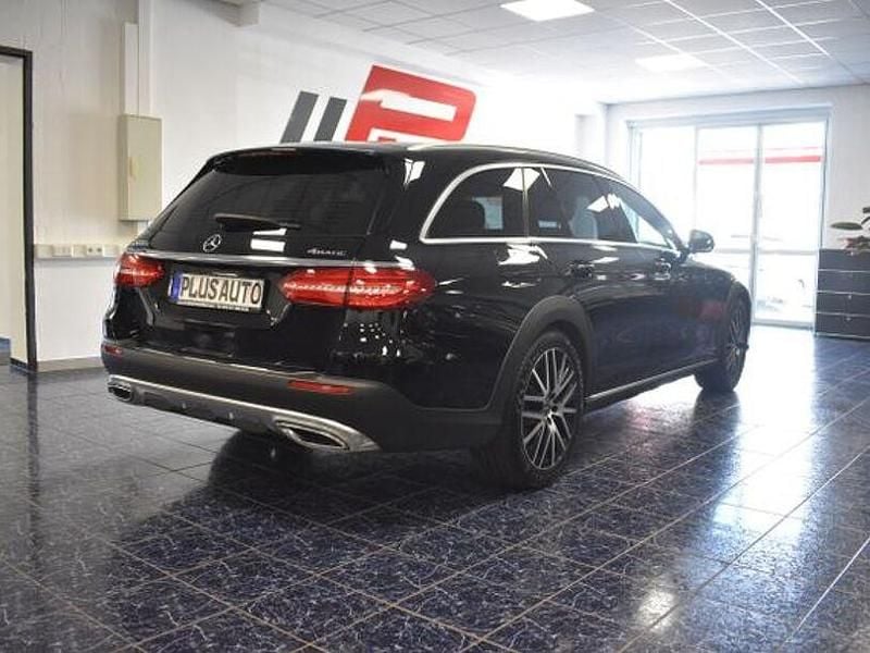 Gebraucht Mercedes E400 340 PS (250 kW) 2019 Schwarz Limousine
