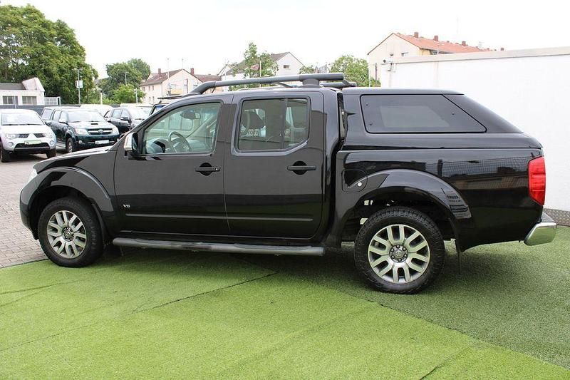 Gebraucht Nissan Navara 231 PS (169 kW) 2015 Schwarz (metallic) Pickup