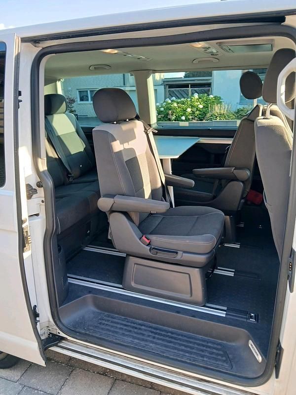 Weiß Gebraucht 2025 VW Multivan Van | 20.000 € - Bild 1/4