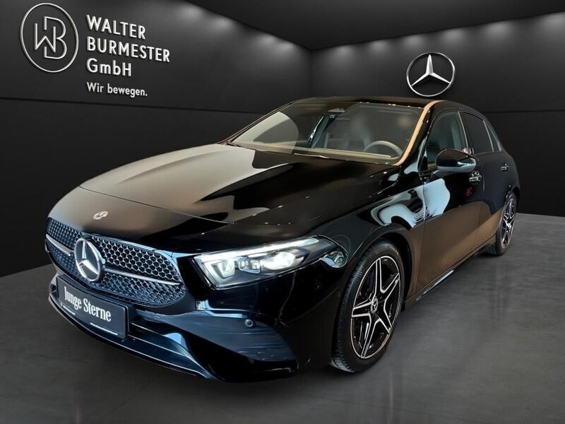 Unilack nachtschwarz Gebraucht 2024 Mercedes A200 AMG Limousine | 33.490 € (Fairer Preis) - Bild 1/4