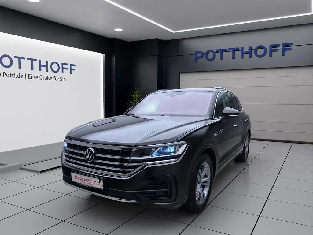 Gebraucht VW Touareg Elegance 231 PS (169 kW) 2022 Braun SUV