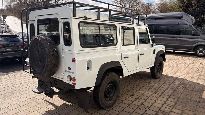 Gebraucht Land Rover Defender 122 PS (89 kW) 2015 Weiß Kombi