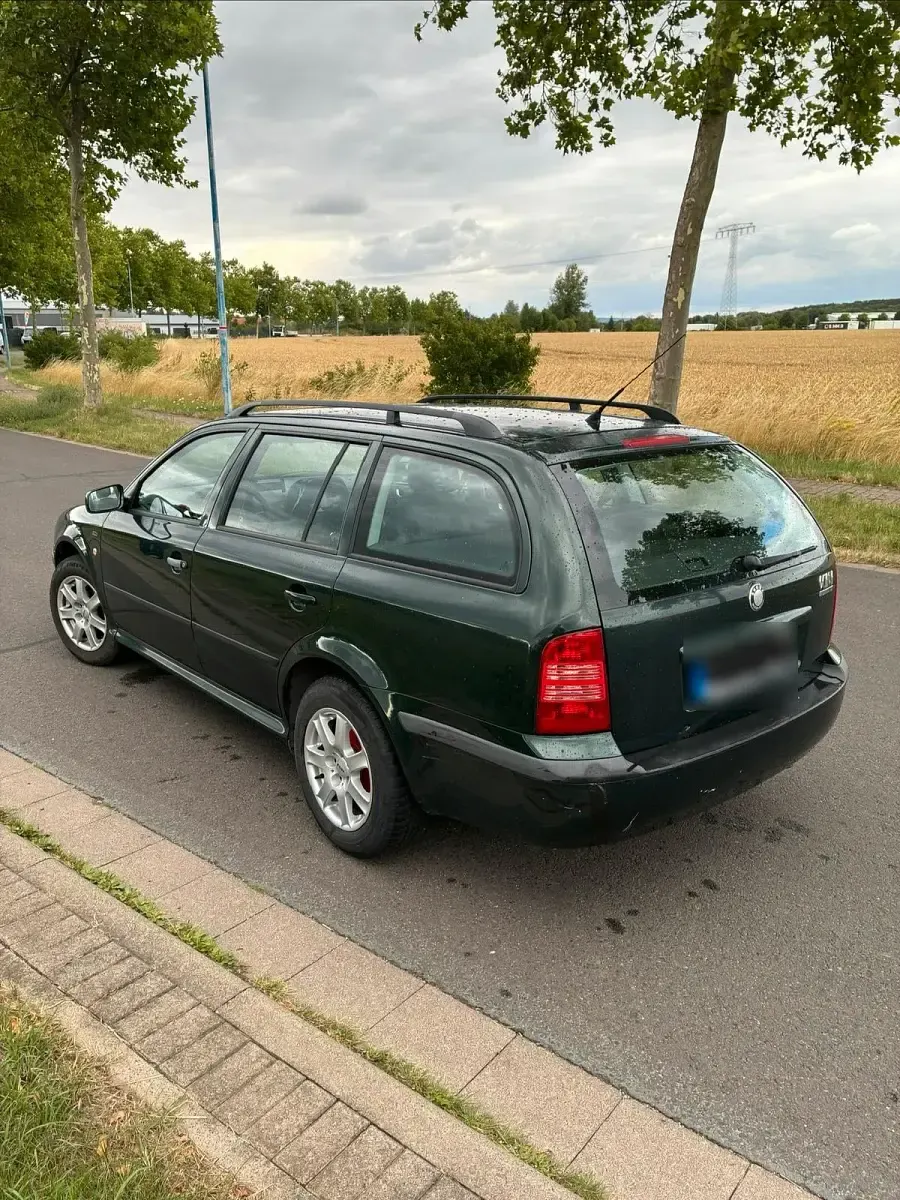 Gebraucht Skoda Octavia 105 PS (77 kW) 2002 Grün Kombi
