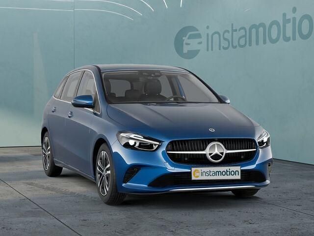 Gebraucht Mercedes B250e Advanced 218 PS (160 kW) 2023 Blau Van / Kleinbus