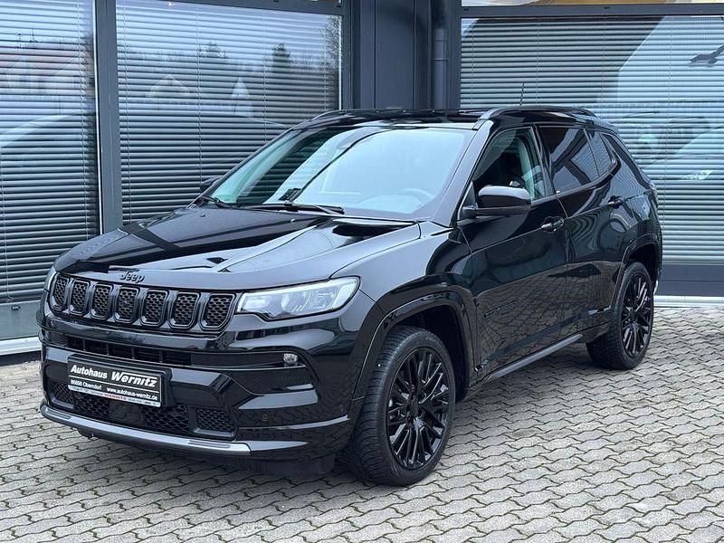 Gebraucht Jeep Compass Altitude 131 PS (96 kW) 2024 Schwarz SUV