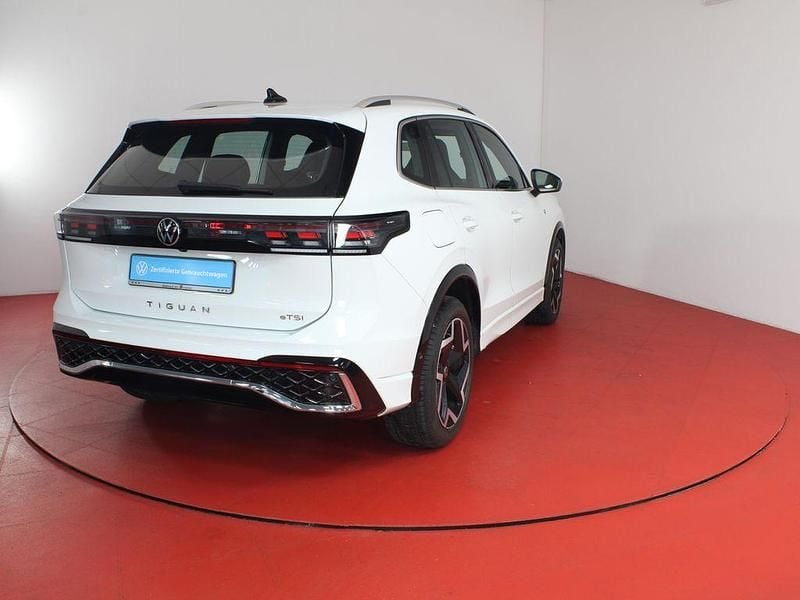 Weiß Gebraucht 2025 VW Tiguan R-line SUV | 33.949 € (Superpreis) - Bild 1/4