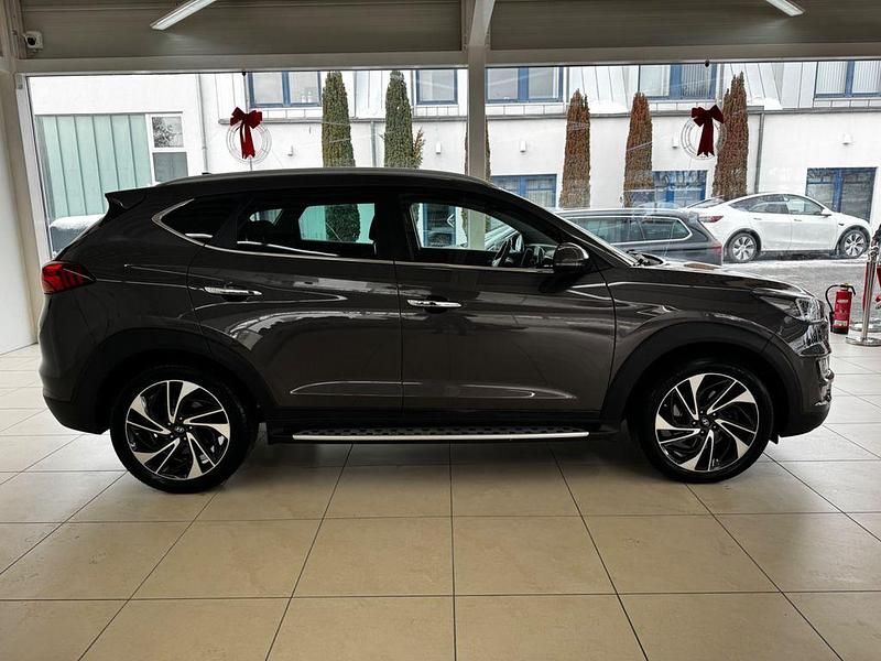 Gebraucht Hyundai Tucson Premium 177 PS (130 kW) 2019 Grau SUV