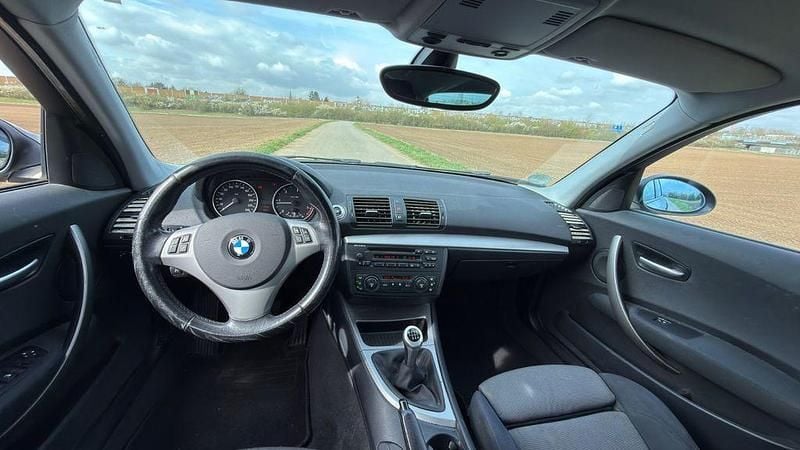 Gebraucht BMW 120 163 PS (119 kW) 2005 Grau Kleinwagen
