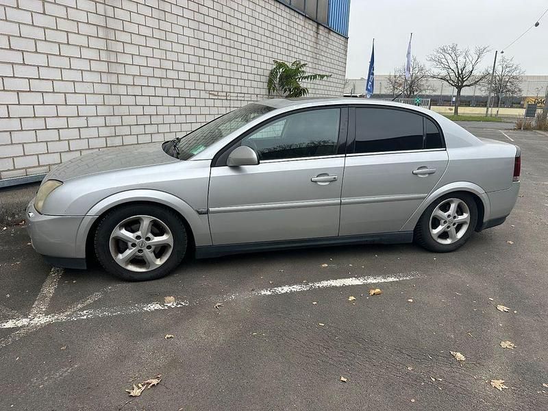 Silber Gebraucht 2002 Opel Vectra Elegance Limousine | 2.999 € - Bild 1/4