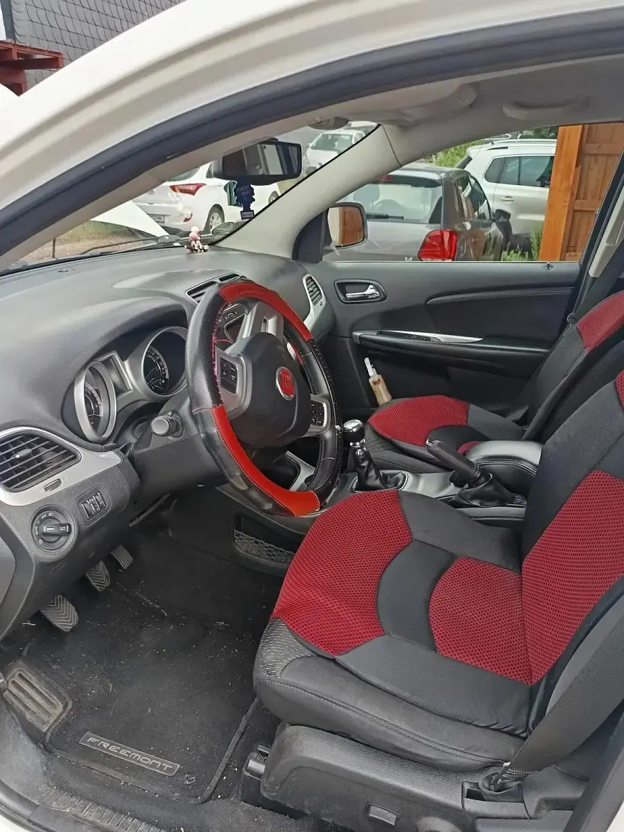 Gebraucht Fiat Freemont 170 PS (125 kW) 2013 Weiß SUV