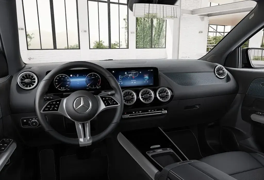 Gebraucht Mercedes GLA220 Progressive 190 PS (139 kW) 2026 Schwarz SUV