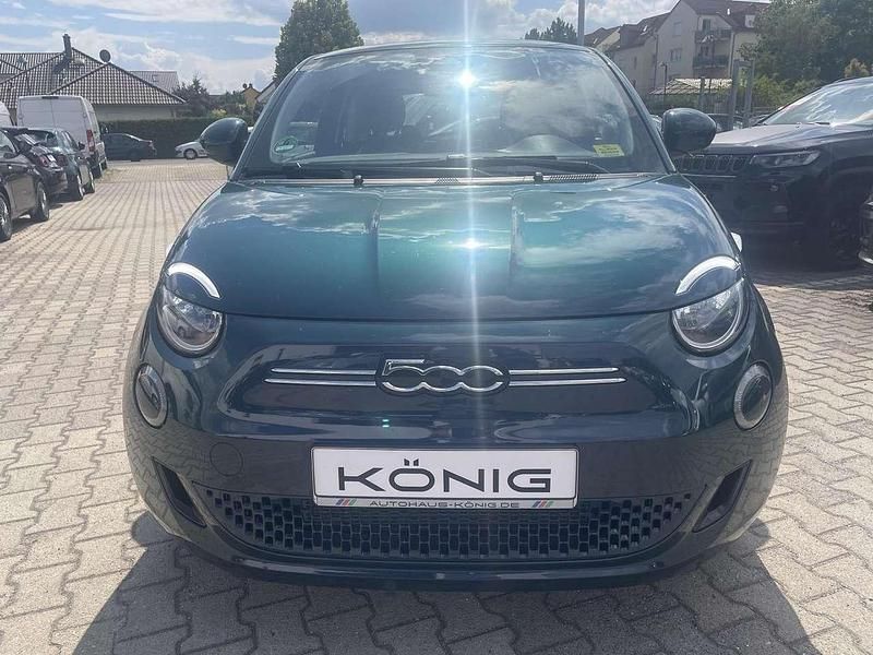 Gebraucht Fiat 500e 86 kW (118 PS) 2023 Grün Kleinwagen