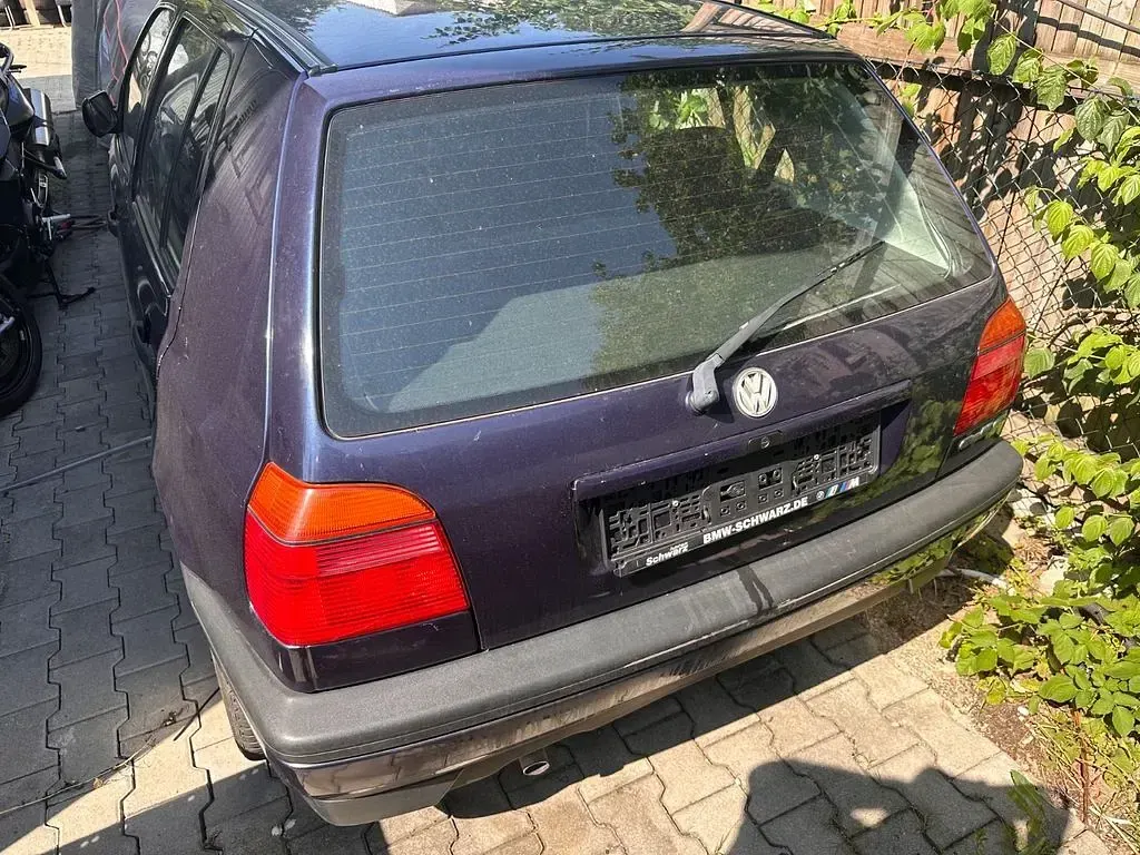 Gebraucht VW Golf III 90 PS (66 kW) 1994 Blau Limousine