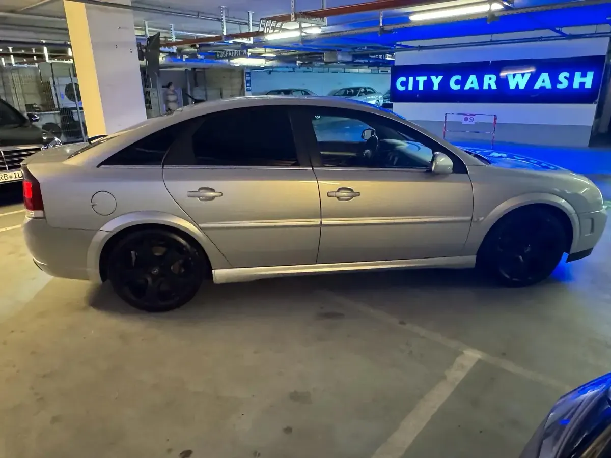 Gebraucht Opel Vectra GTS 146 PS (107 kW) 2005 Silber Limousine