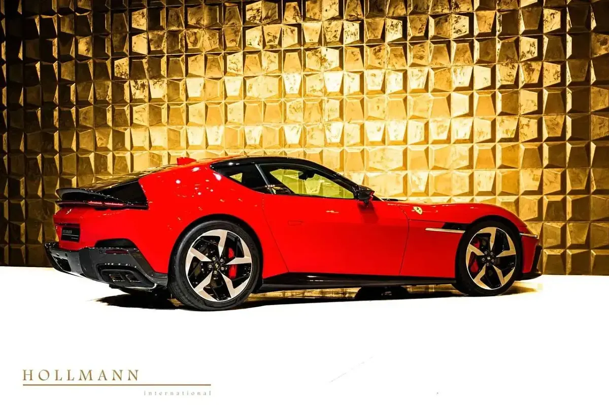Nouă Ferrari 12 Cilindri 829 CP (609 kW) 2025 Roșu Coupe