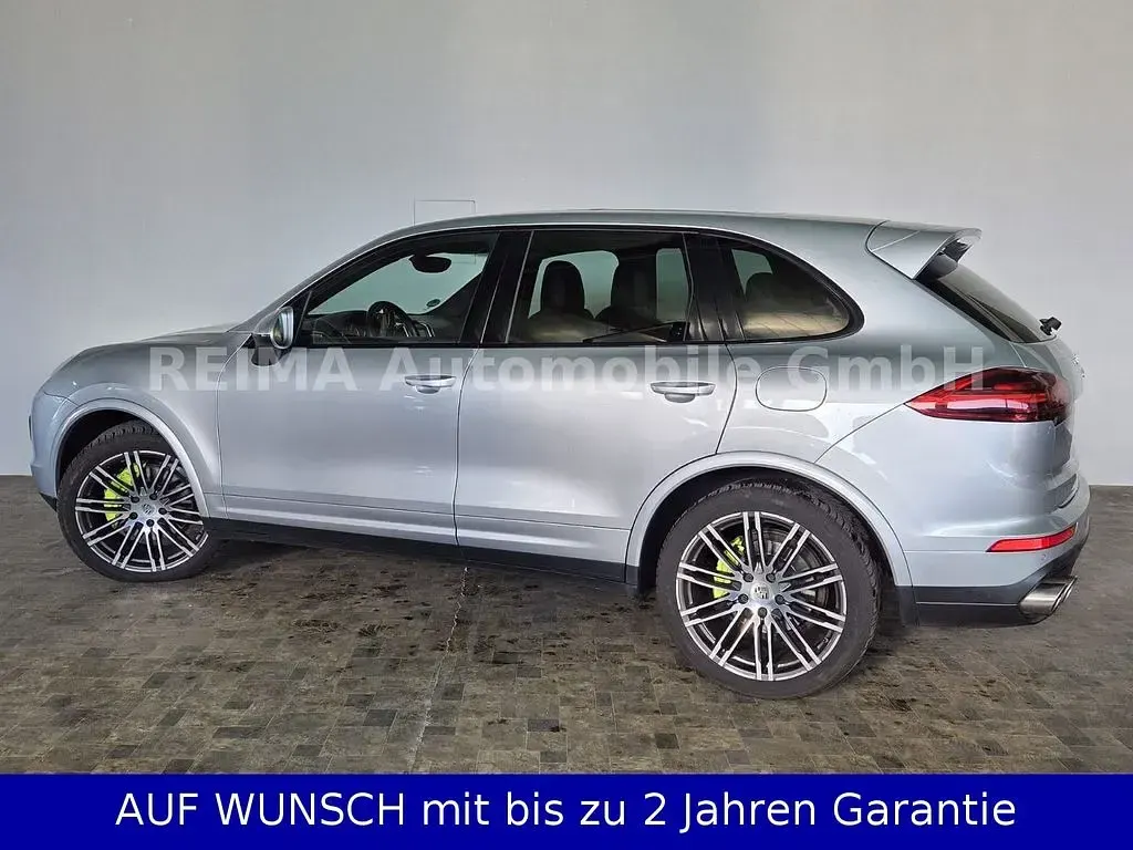 Gebraucht Porsche Cayenne 333 PS (244 kW) 2015 Silber SUV