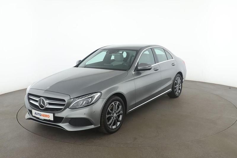 Grau Gebraucht 2015 Mercedes C200 Avantgarde Limousine | 20.620 € (Etwas zu teuer) - Bild 1/3