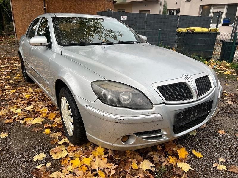Grau Gebraucht 2010 Brilliance BS4 Limousine | 990 € - Bild 1/4