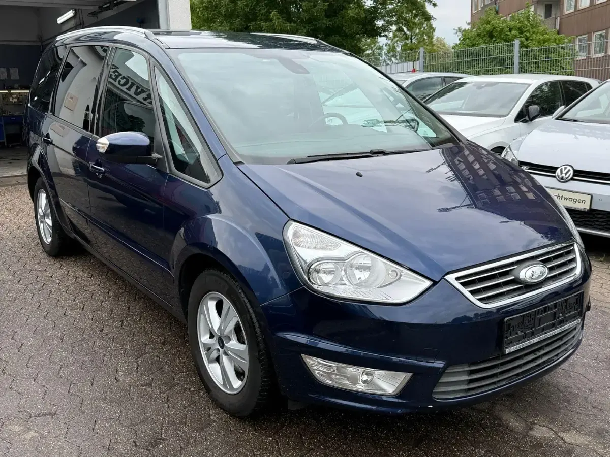 Usata Ford Galaxy Ambiente 145 CV (106 kW) 2010 Blu Monovolume