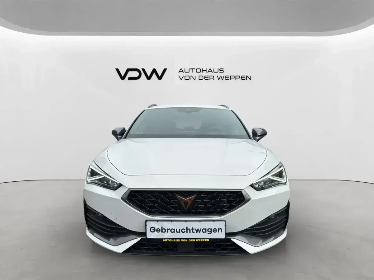 Gebraucht Cupra Leon VZ 245 PS (180 kW) 2024 Weiß Kombi