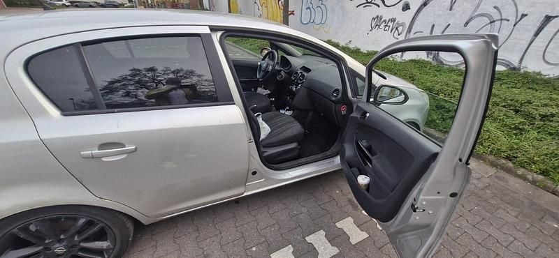 Gebraucht Opel Corsa 63 PS (46 kW) 2010 Grau Kleinwagen