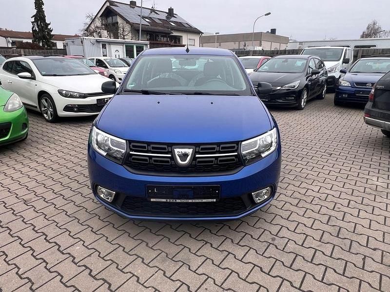 Blau Gebraucht 2020 Dacia Sandero Deal Limousine | 7.499 € (Superpreis) - Bild 1/4