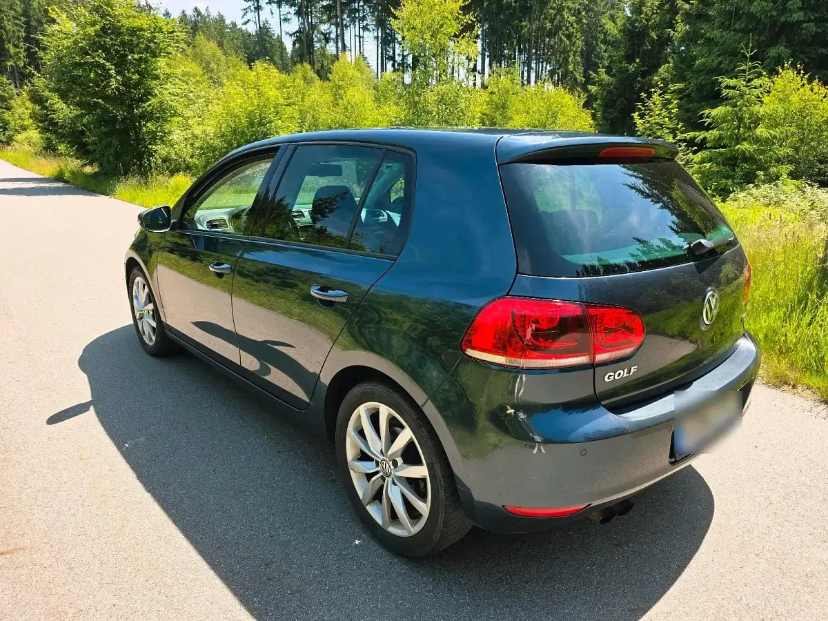 Gebraucht VW Golf VI 160 PS (117 kW) 2010 Blau Kleinwagen