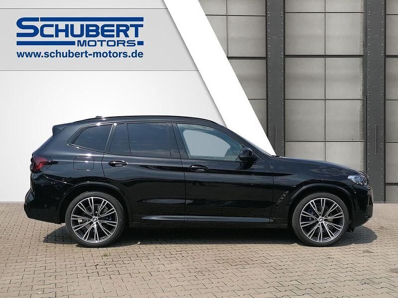Gebraucht BMW X3 M Sport 340 PS (250 kW) 2024 Black sapphire metallic SUV