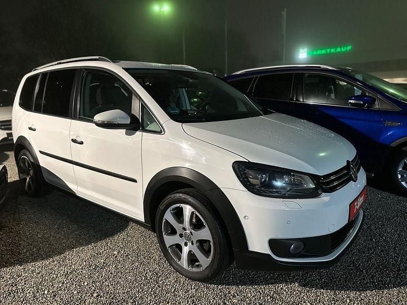 Gebraucht VW Touran Cross 170 PS (125 kW) 2012 Weiß Van / Kleinbus