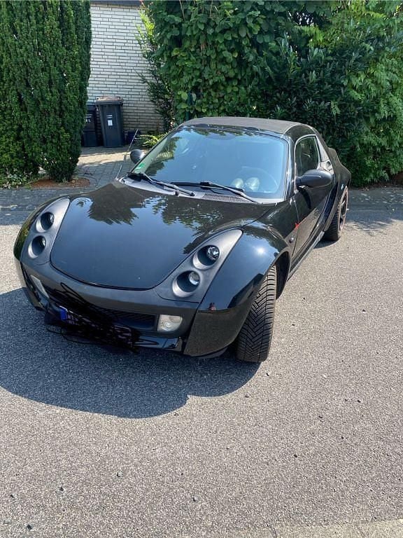 Schwarz Gebraucht 2004 Smart Roadster Cabrio | 4.300 € (Guter Preis) - Bild 1/4