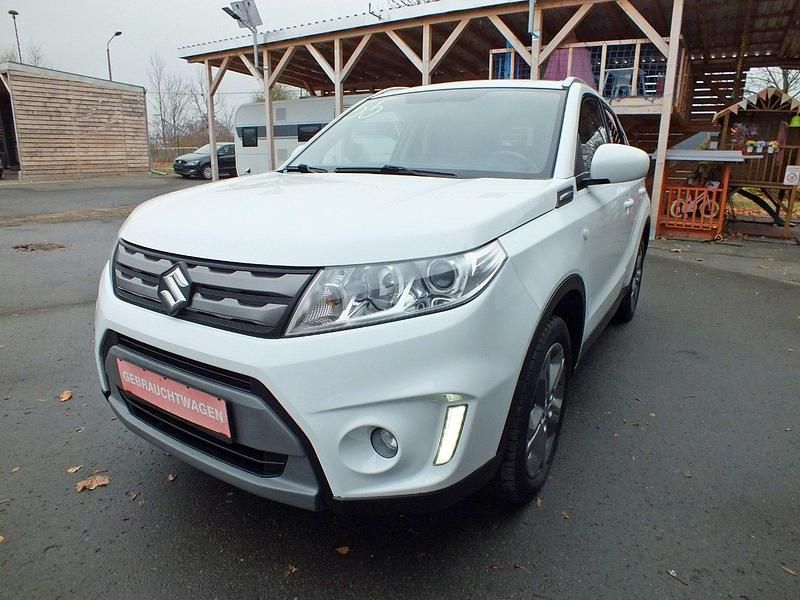 Weiß Gebraucht 2017 Suzuki Vitara SUV | 11.999 € (Guter Preis) - Bild 1/4