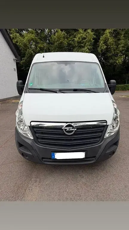 Gebraucht Opel Movano 131 PS (96 kW) 2019 Weiß Van / Kleinbus