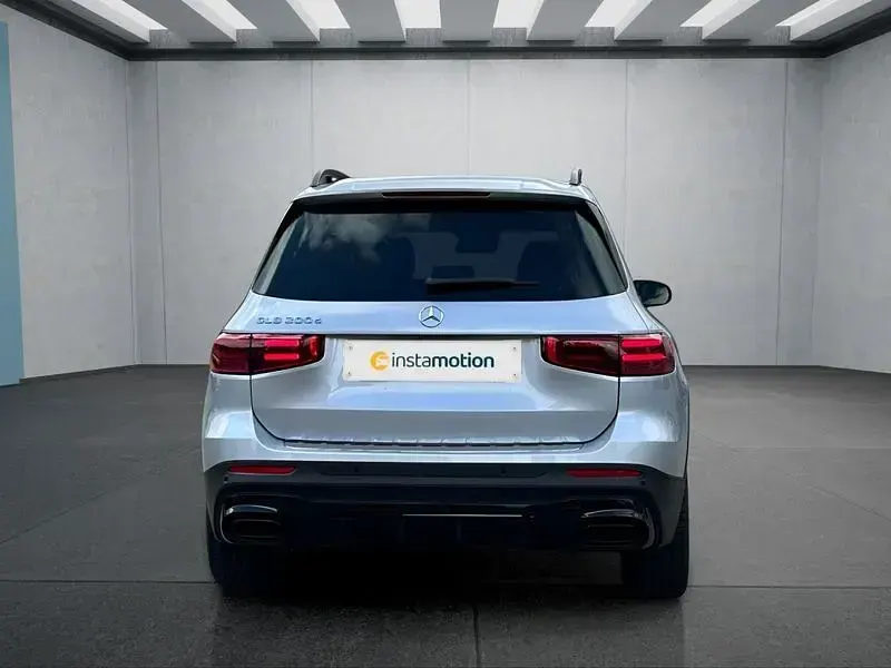 Gebraucht Mercedes GLB200 150 PS (110 kW) 2026 Silber SUV
