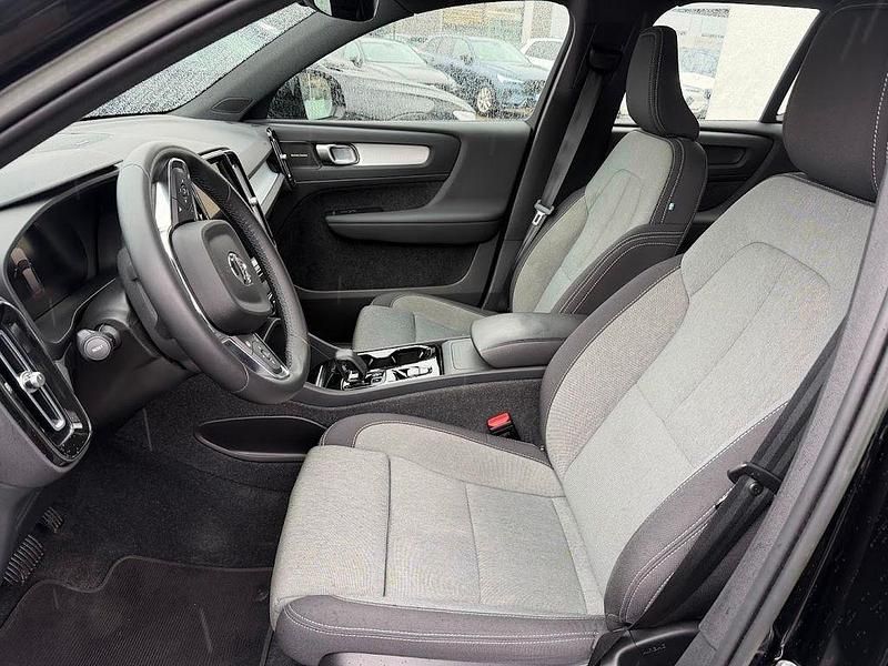 Gebraucht Volvo XC40 Plus 163 PS (119 kW) 2023 Schwarz SUV