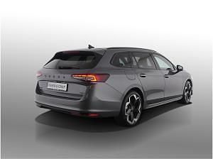 Neu Skoda Superb SportLine 193 PS (141 kW) 2026 Grau (graphitegrau metallic) Kombi