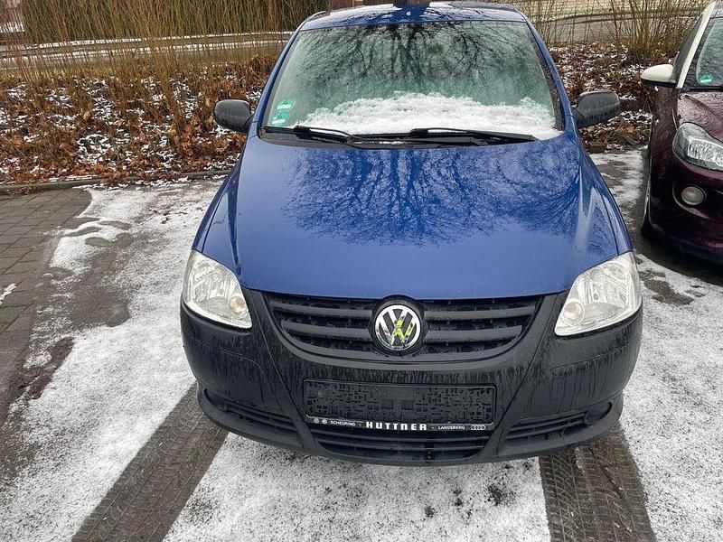 Gebraucht VW Fox Basis 60 PS (44 kW) 2011 Blau Kleinwagen