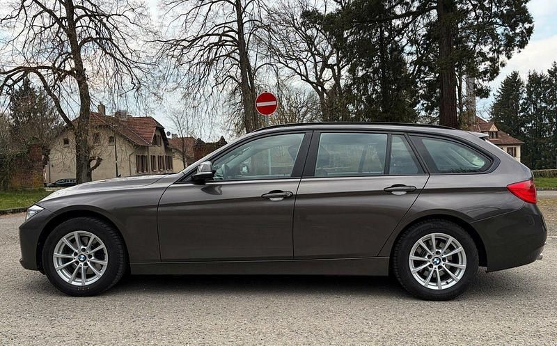 Gebraucht BMW 320 Luxury Line 184 PS (135 kW) 2013 Braun Kombi