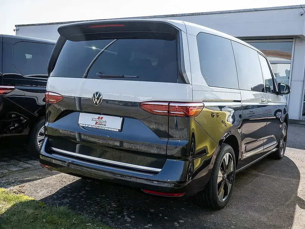 Neu VW Multivan 150 PS (110 kW) 2026 Weiß Van / Kleinbus