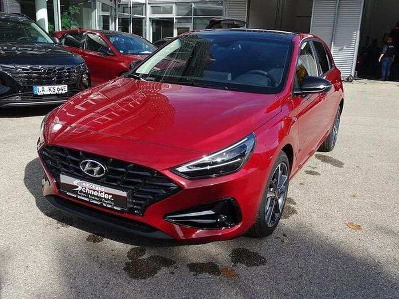 Gebraucht Hyundai i30 Edition 30+ 160 PS (117 kW) 2021 Sunset red Limousine