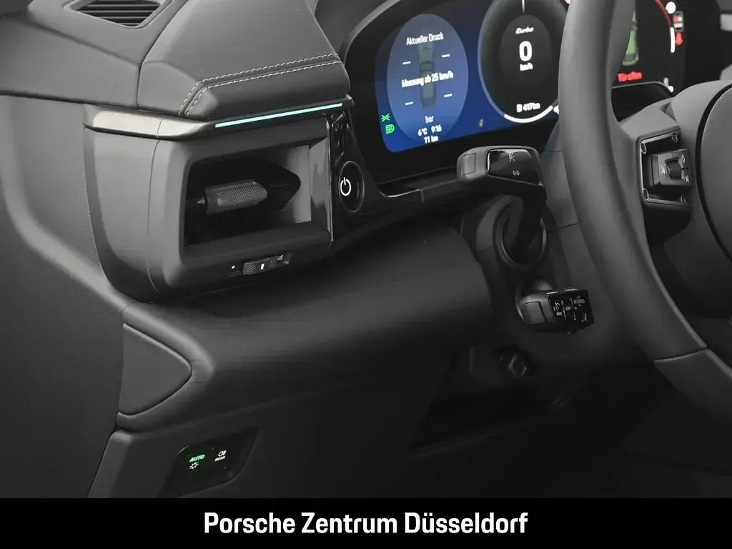 Gebraucht Porsche Macan Turbo 469 kW (639 PS) 2026 Oakgrünmetallic neo SUV