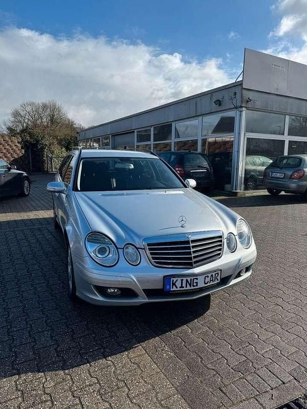 Gebraucht Mercedes E200 184 PS (135 kW) 2007 Silber Kombi