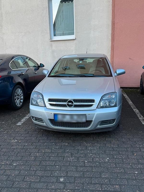 Gebraucht Opel Vectra 122 PS (89 kW) 2005 Silber Limousine